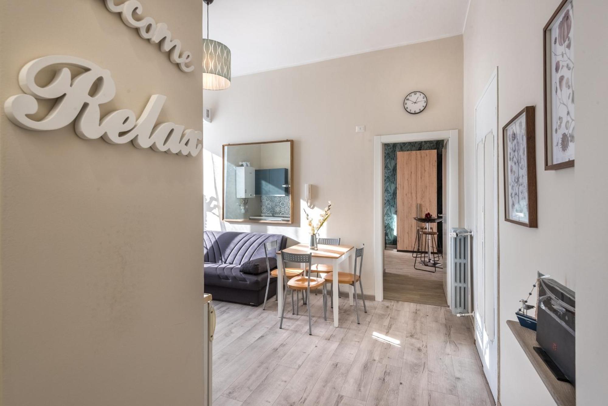Roma Design Rooms San Giovanni Colosseo Area — Photos 2