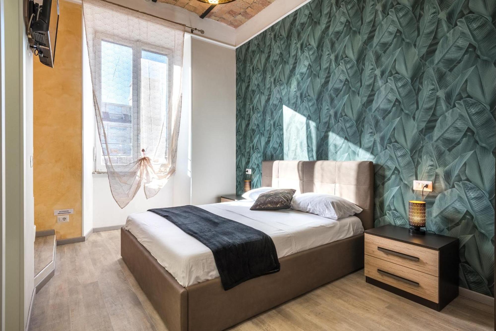 Roma Design Rooms San Giovanni Colosseo Area — Photos 3